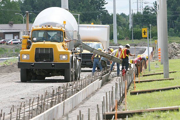 Best Concrete Flooring Contractor  in Lake Fenton, MI